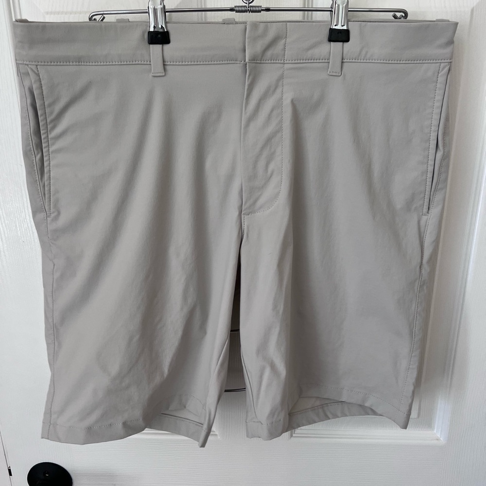 Jcrew stretch shorts. Size 32